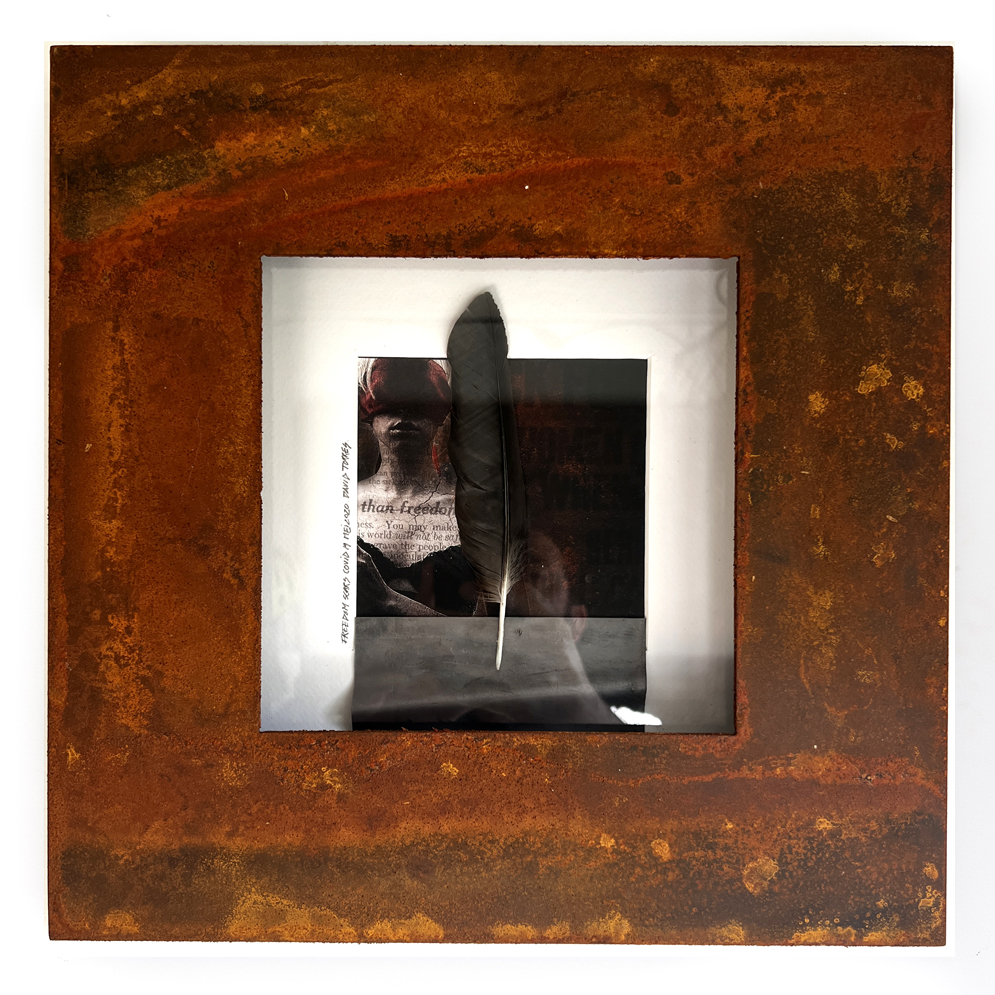 Freedom Writer 2020  34 cm x 34 cm Cold rusted Steel - lead - photo  <br> Price 450 € (VAT included)